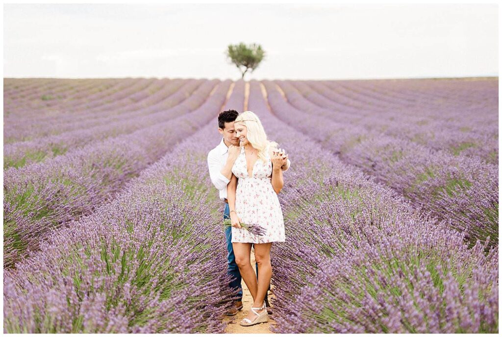 seance photo couple lavande