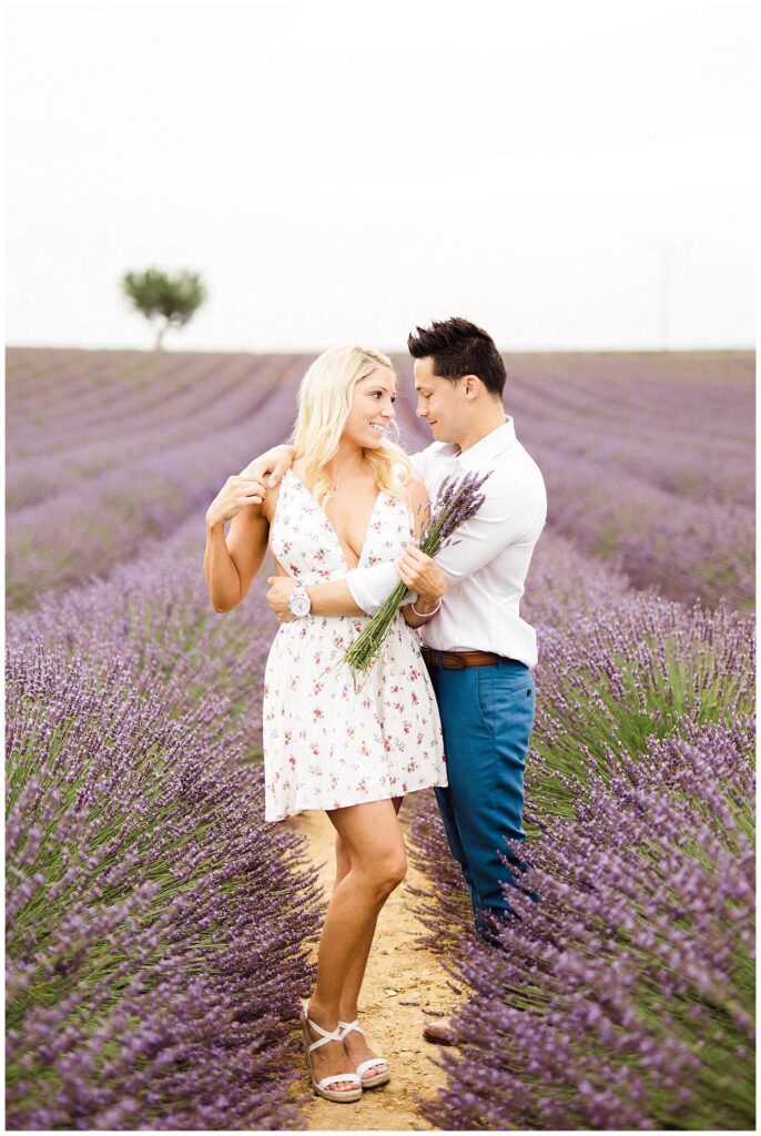 shooting photo couple lavande provence