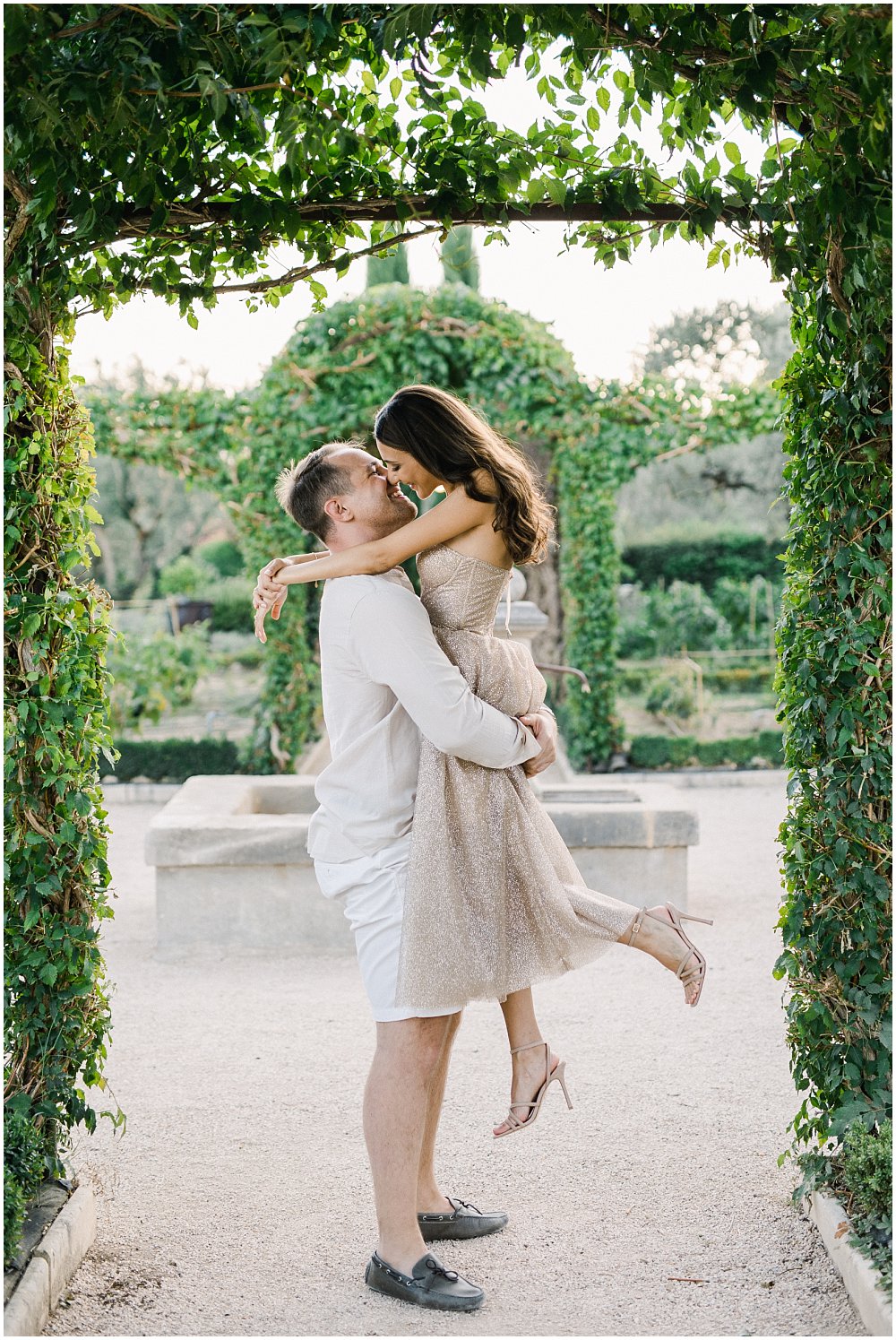 shooting couple Mas de la Rose